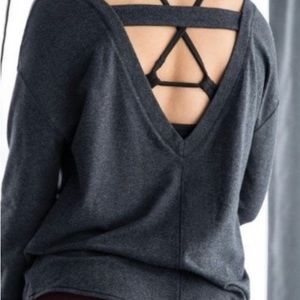 Calia Carrie Underwood V-Back Top Size XSmall Oversized Gray 
3/4 sleeve